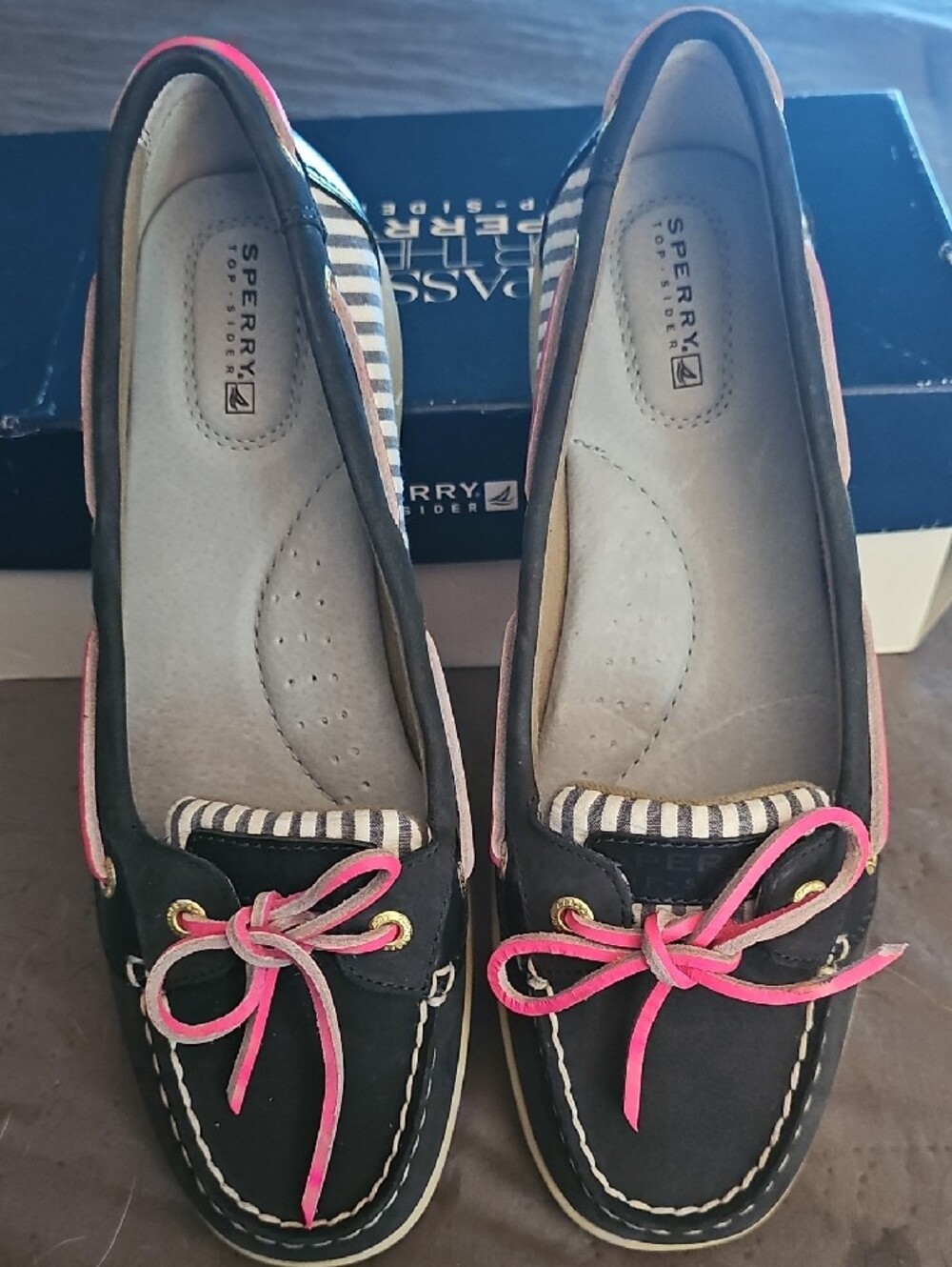 Sperry Angelfish Navy Stripe Women's Moccasins - Picture 2 of 6